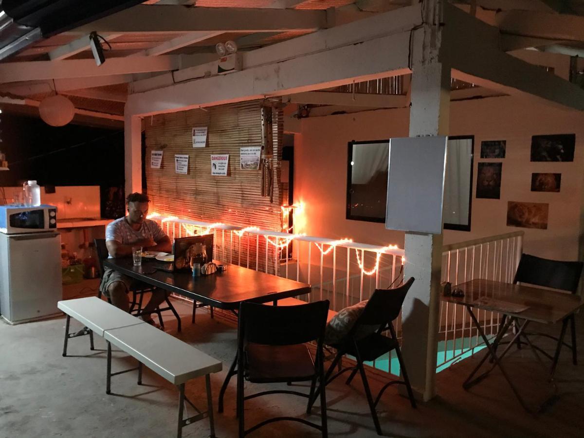 Hostel Lions Mambajao Dış mekan fotoğraf